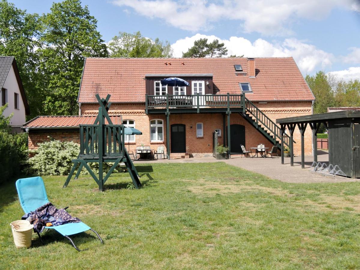 Lindenhof Wohnung 2, Erdgeschoss Vipperow Exteriör bild