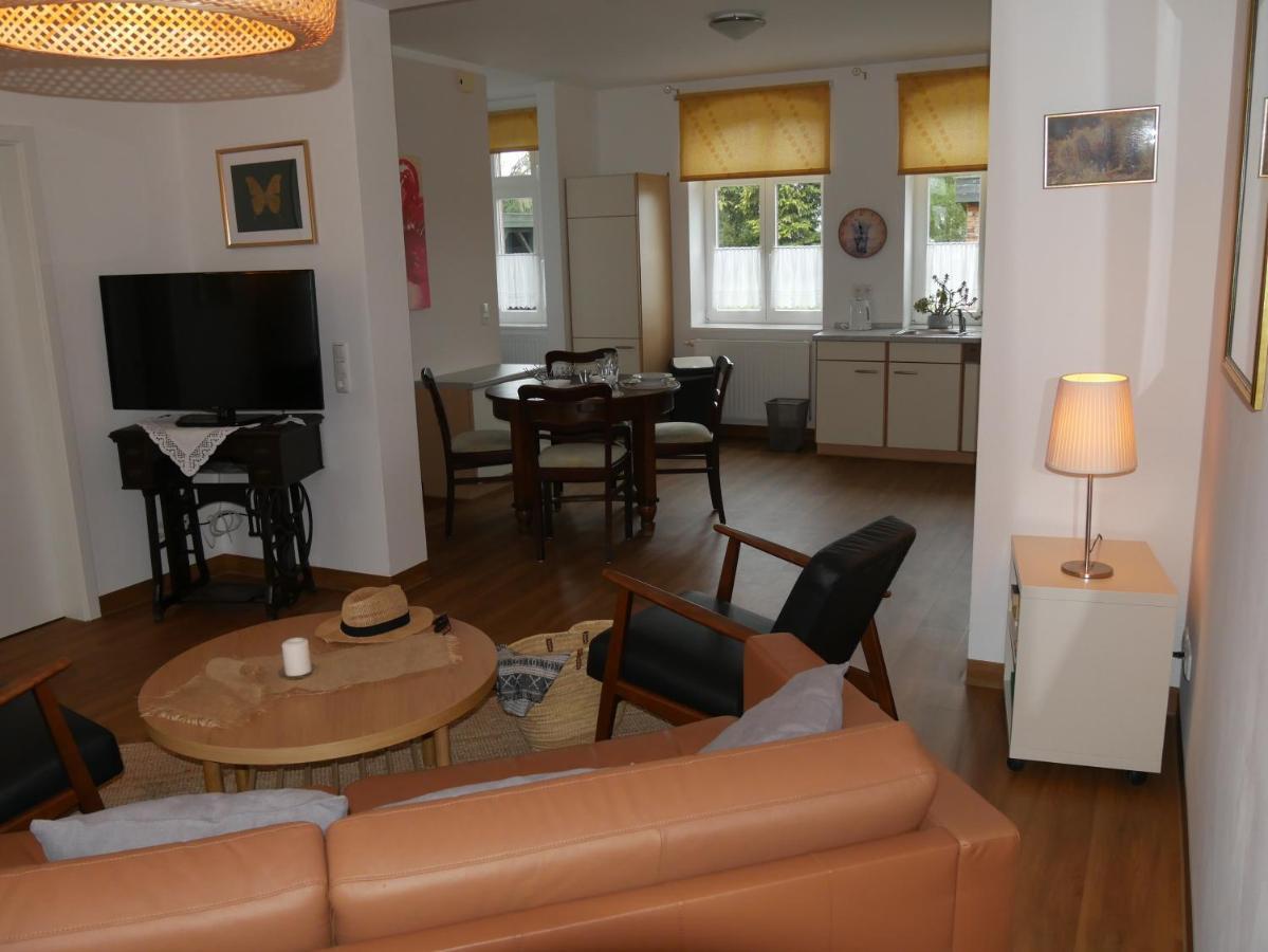 Lindenhof Wohnung 2, Erdgeschoss Vipperow Exteriör bild