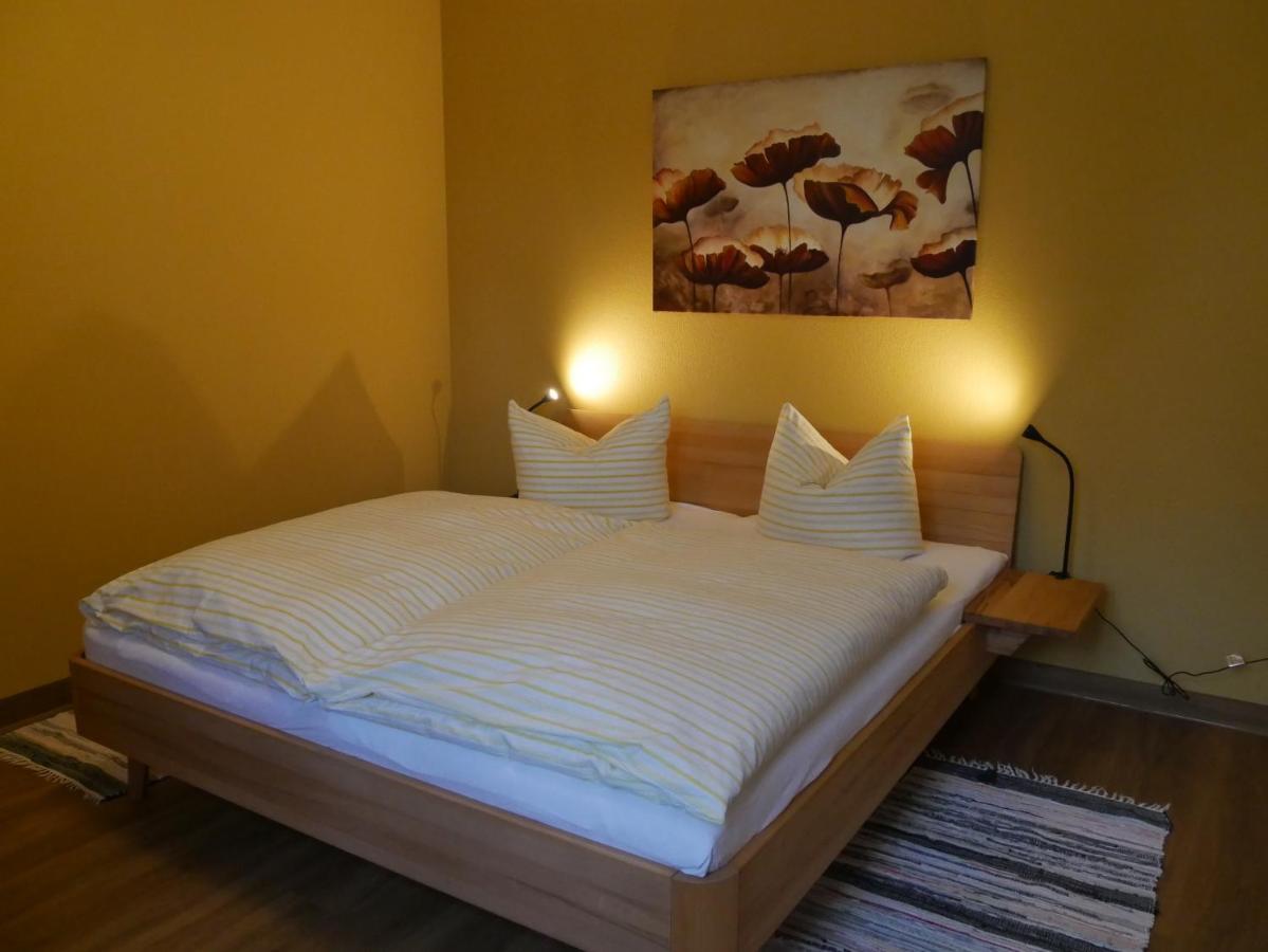 Lindenhof Wohnung 2, Erdgeschoss Vipperow Exteriör bild